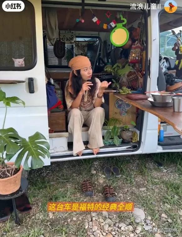 90岁还在玩车的爷爷,比我活得精彩多了