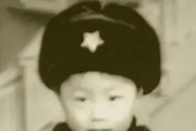 “疯狂英语”李阳：靠英语培训发家，10年前陷家暴丑闻，现状如何图片