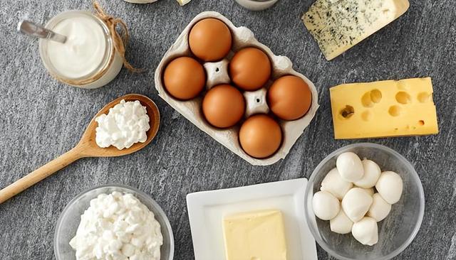 甲流死亡人数持续上涨？告诫：少吃白菜，多吃这3样	，提高免疫力