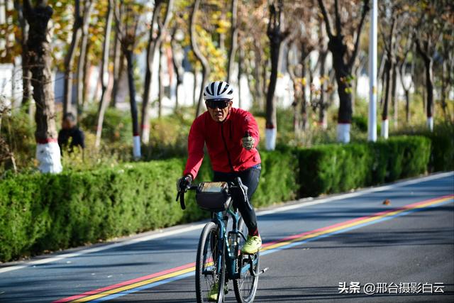 信都区总工会：七里河绿道上的骑行狂欢