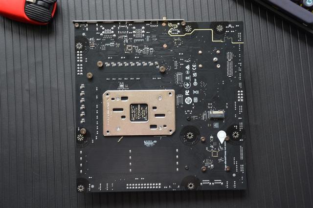 游戏装机主板金榜第一，微星MAG B850M 迫击炮 WIFI主板开箱测评