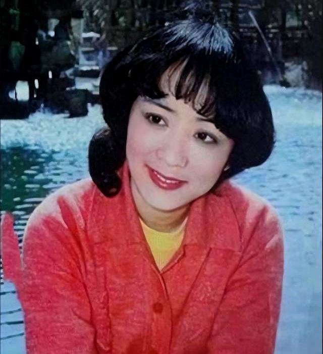 原来这7位歌星已经去世，难怪再也见不到他们唱歌了