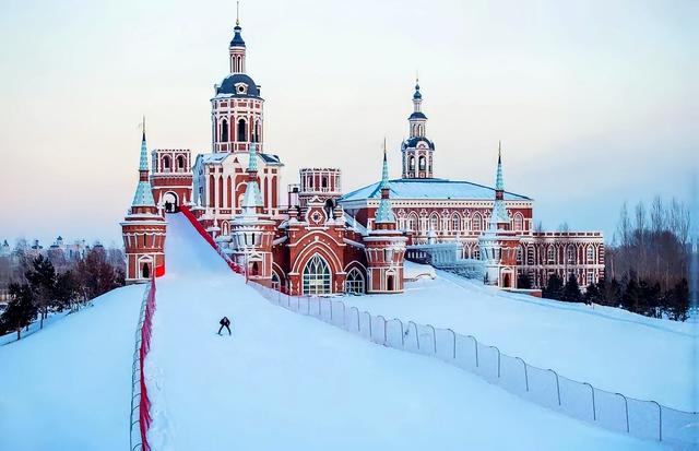 哈尔滨网红景点打卡手册：小土豆亲测冰雪奇缘攻略
