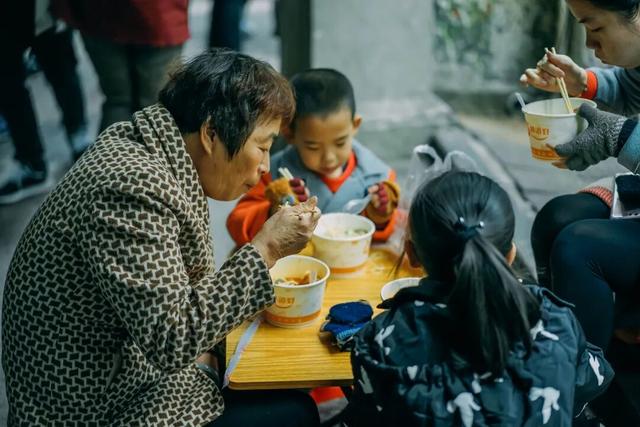 是时候放弃三亚了！改乘高铁去这里过暖冬！