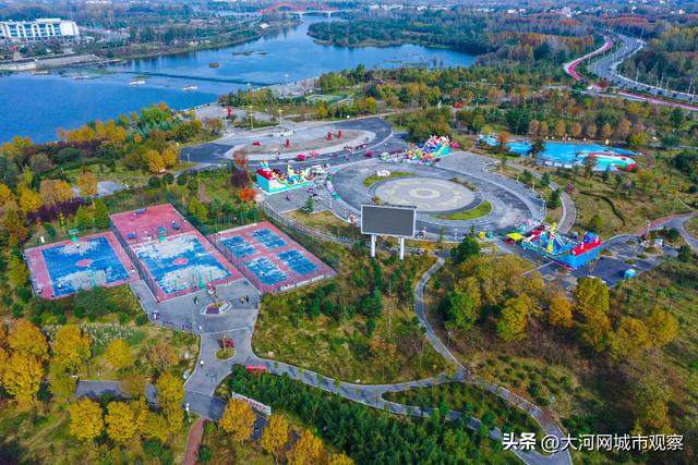 光山：秋深景更艳