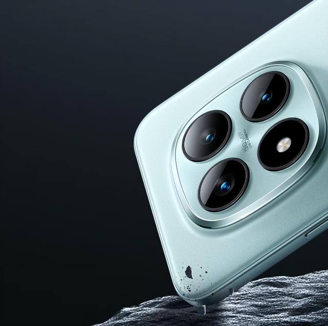 香疯了！Redmi Note 15 Pro 系列发布，千元机也能 “武装到牙齿”