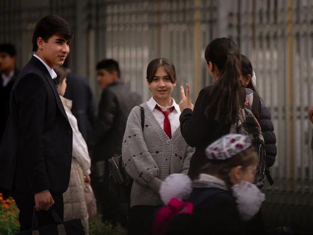 2026年自驾中亚！乌鲁木齐出发，32天连穿五个斯坦国，签证零压力