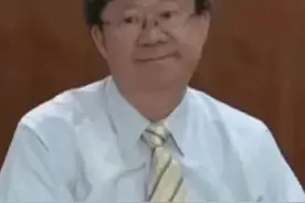 笑不活了！大学运动会成为洋相集合，连校长也忍不住，比春晚好笑图片