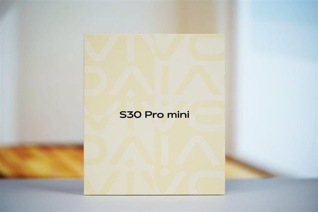 颜值体验全面Pro！ vivo S30 Pro mini评测：年轻人的梦想小直屏