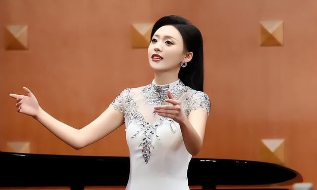 刀郎为爱徒徐子尧发声仅3天，恶心的一幕发生，云朵的话有人信了