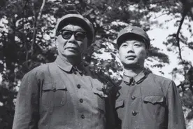 从秋收起义中，走出来的一帅七将，分别是指哪八位将军！图片