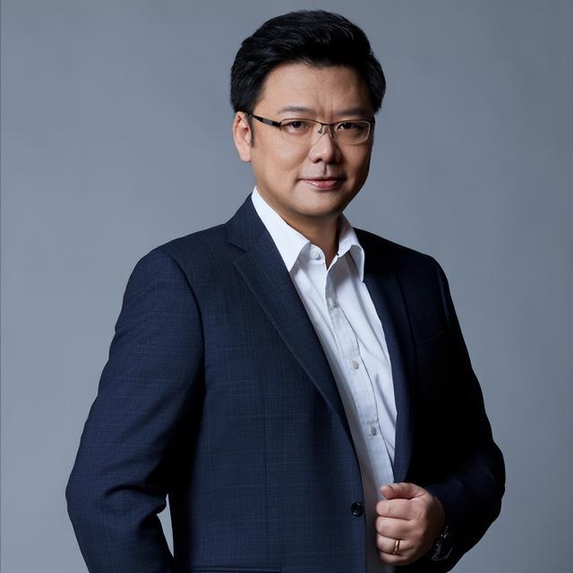 江姐独子彭云现居美国，妻子是毛主席夫人亲戚，儿子回北京任要职