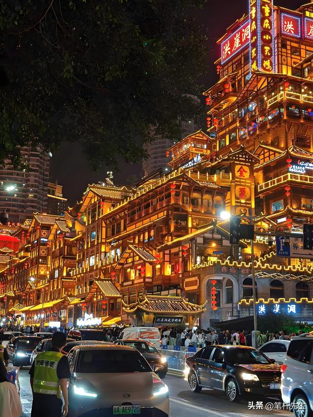 远途游爆了！新疆西藏酒店搜涨60%，小众目的地成国庆新选择