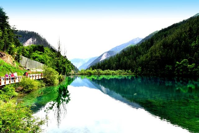 两性关系不管你信与不信	，女性过了50岁后，基本都有如下方面需求