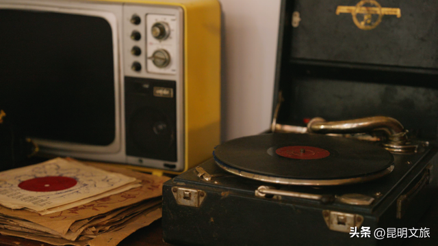 烟火气+文艺范！老街巷CityWalk，用1天时间触摸昆明最本真、最鲜活的生活气息~