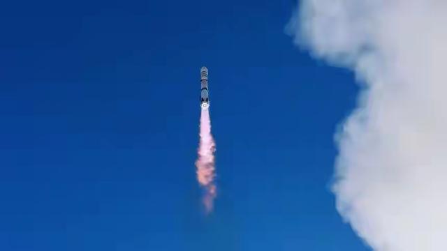 特讯！朱雀三号火箭回收失败，外媒嘲讽中美差距	，网友不骂反赞