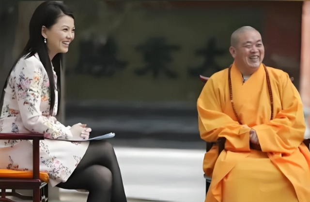 李湘做梦也想不到，释永信刚塌房，自己就因一张“黑丝照”被牵连