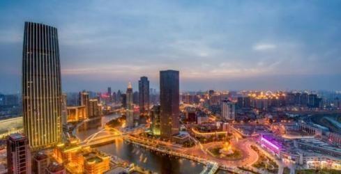 一旦战事大规模爆发，我国必须死保8座城市	，关键时候能抵御外敌