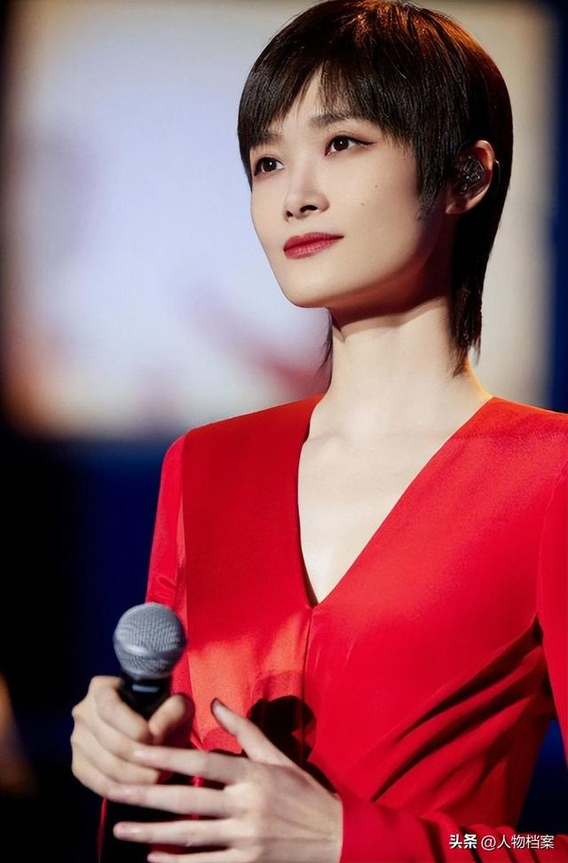 嫁法国老头真相大白5个月后，41岁李宇春近况曝出	，一点也不意外