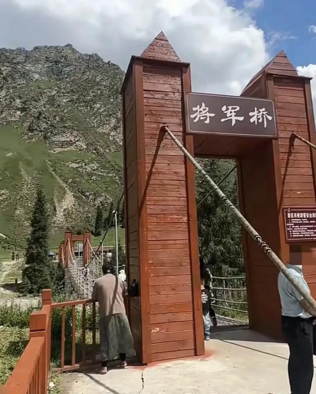 新疆一网红吊桥断裂，5人遇难，24人受伤！亲历者讲述惊心一幕