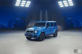 深受刺激！奔驰大G也会原地掉头，但没有涉水功能喔！图片