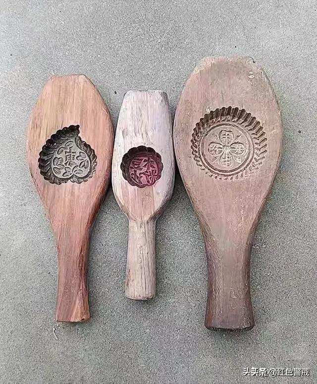四十年前老物件,图13是难以启齿的女性用品,全用过的都已经老了