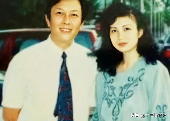 唐国强的“糟心事”，两个儿子都残疾，难怪73岁还得到处卖老脸