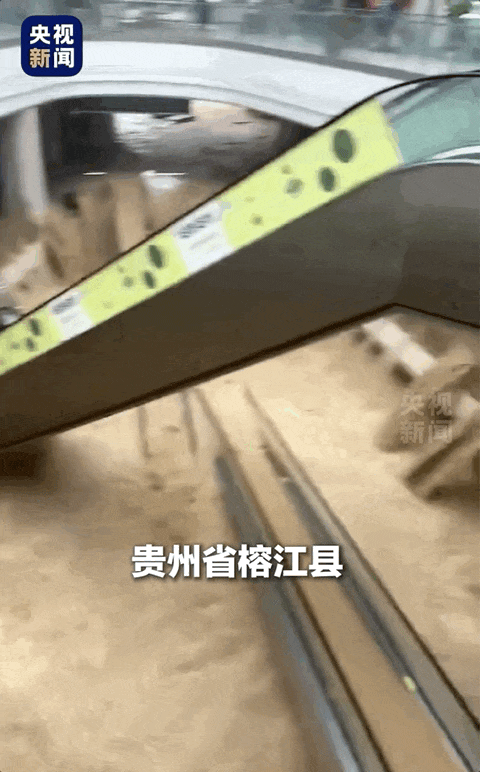 贪污上亿、假慈善？被实名举报的韩红，如今连坐椅子都成了“错”