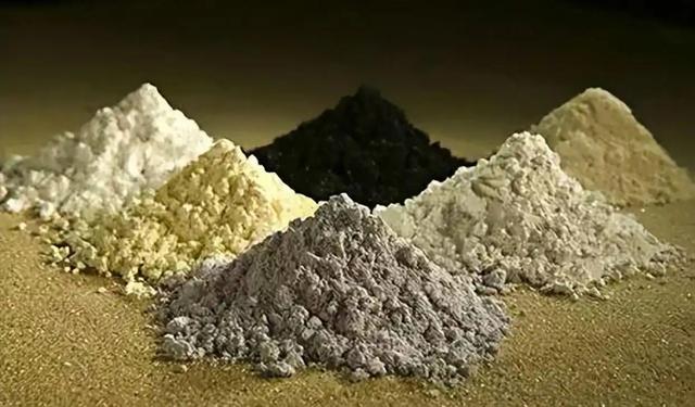 中方说变就变，对美放开稀土，福特CEO反应很快，关税战败给北京