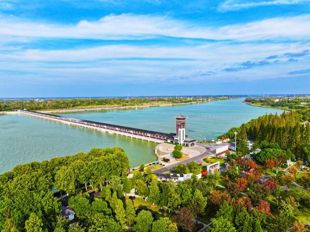 一水一坝一传奇，亦刚亦柔亦人生