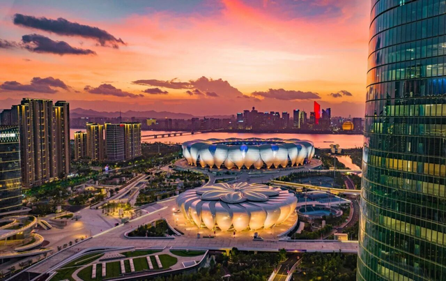 年末文旅项目“井喷”！百亿级文旅“大单”落地，谁在抢占新赛道