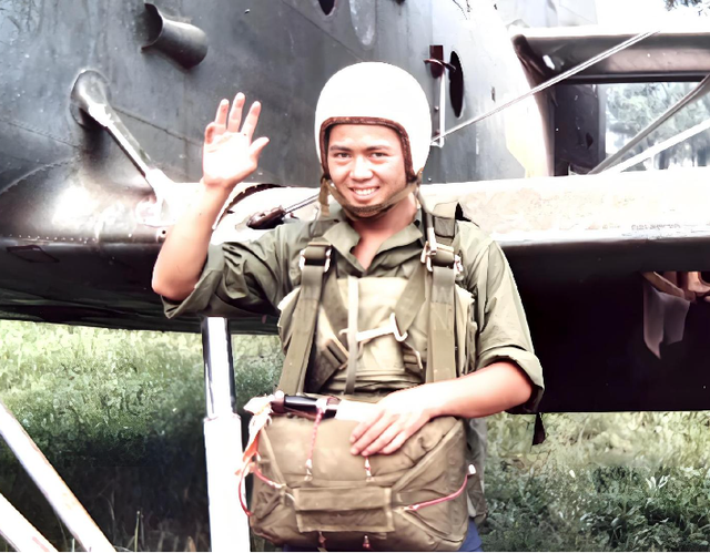 张陆二次飞天！他小时候帮父母卖鱼7年，妻子是他最坚强的后盾