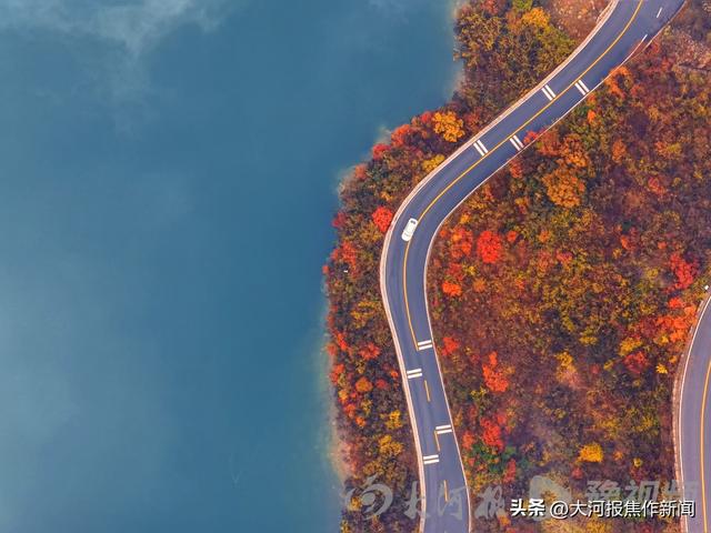 太出片！云台山子房湖迎来年度高光时刻 | 组图