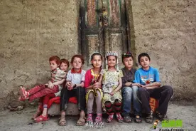 中国边境线上34个少数民族！人数稀少且神秘，看完后想立马出发！图片