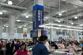 销量暴跌25%!中产涌去山姆买衣服，奢侈品沦为地摊货图片