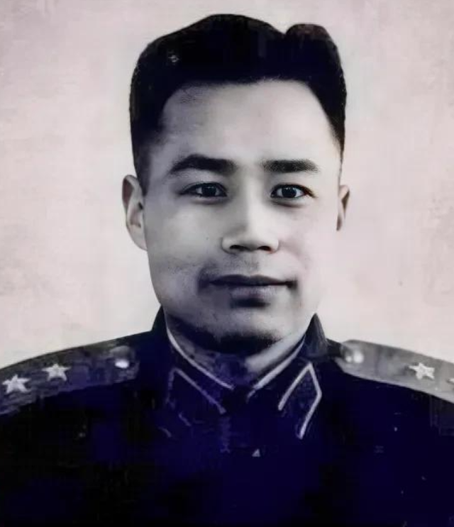 1955年	，北京军区副司令空缺，毛主席：当年违抗军令的王疯子在哪