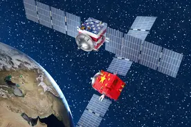 5颗卫星捉对厮杀！中国展示太空战绝技 美司令：中美差距迅速缩小图片