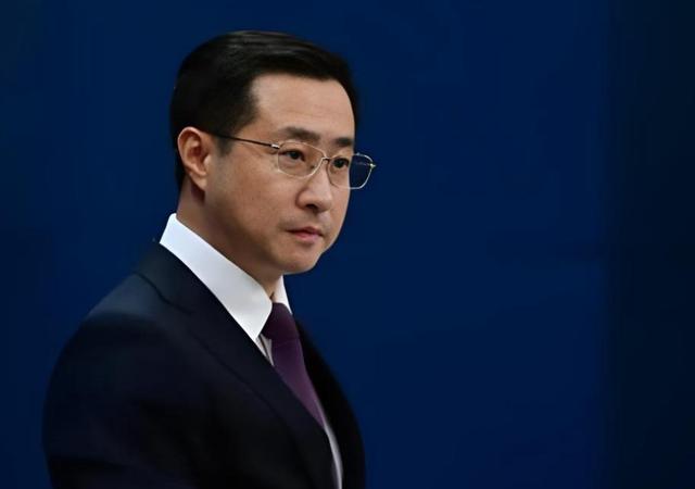 日本对中国的反击好猛	，一个接一个，高市早苗断定：友国定会帮忙