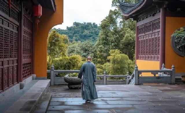 都说厦门比杭州还好，两地都去过，实话实说厦门很多地方不如杭州