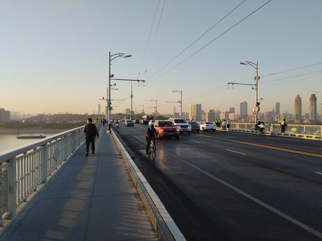 鄂渝行第八天：漫游大武汉