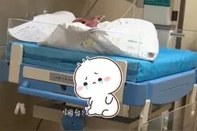 刚出生的宝宝嗷嗷大哭，听到妈妈的声音瞬间安静图片