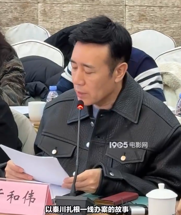 央视镜头，刘亦菲在发光，杨幂赵丽颖扛住了，辛芷蕾素颜美的扎眼