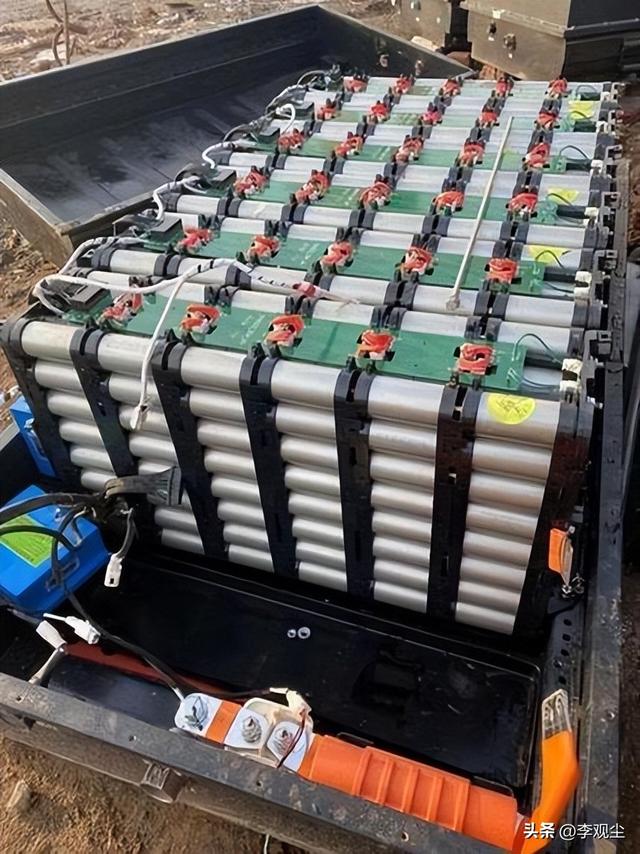 中国固态电池登《自然》！破解快充与寿命难题，续航能力有望翻倍