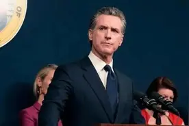 崩了！洛杉矶、纽约，街区就是战区，美军要出动，州长爆粗图片