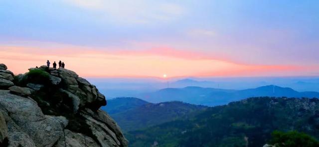 马上来“临” “沂”起过年｜爬一座沂蒙的山