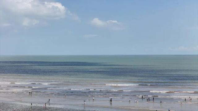体荟四季｜冲浪、赶海、骑行...江浙沪这些 “动感海岸线”激活你的整个夏天