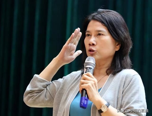 被停职审查	、转移资产、搞办公室恋情	，董明珠身上的标签是真是假