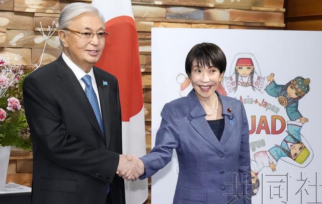 高市急了，要赶在特朗普访华前截胡，日媒：她最担心的事要来了