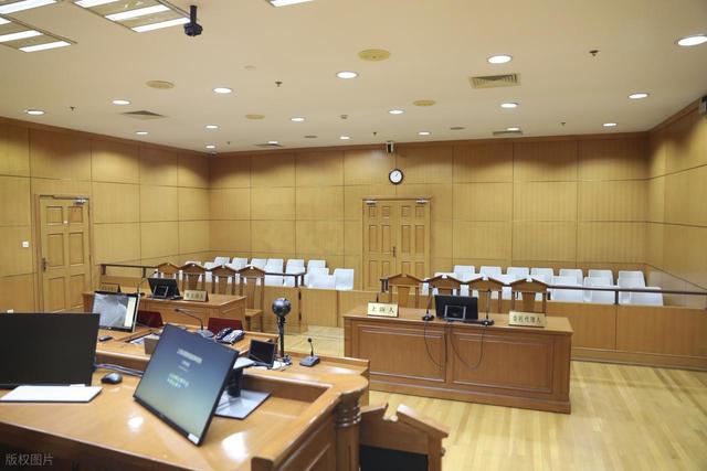 67岁环卫工打扫时被撞身亡，用人单位诉请撤销工伤认定，称签劳务协议时超退休年龄 法院驳回