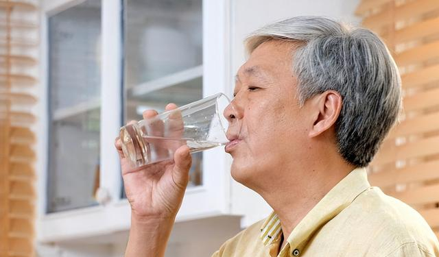 跑步真能养肺？医生揭秘：肺最爱的6件事，做对了效果翻倍！